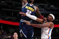 九游体育-包含Ning爆冷击败美国队，比分优势明显引爆全场！的词条